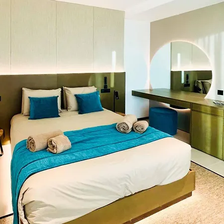 Algarve Escape With Pool Gym & Rooftop Jacuzzi * Guia (Faro)